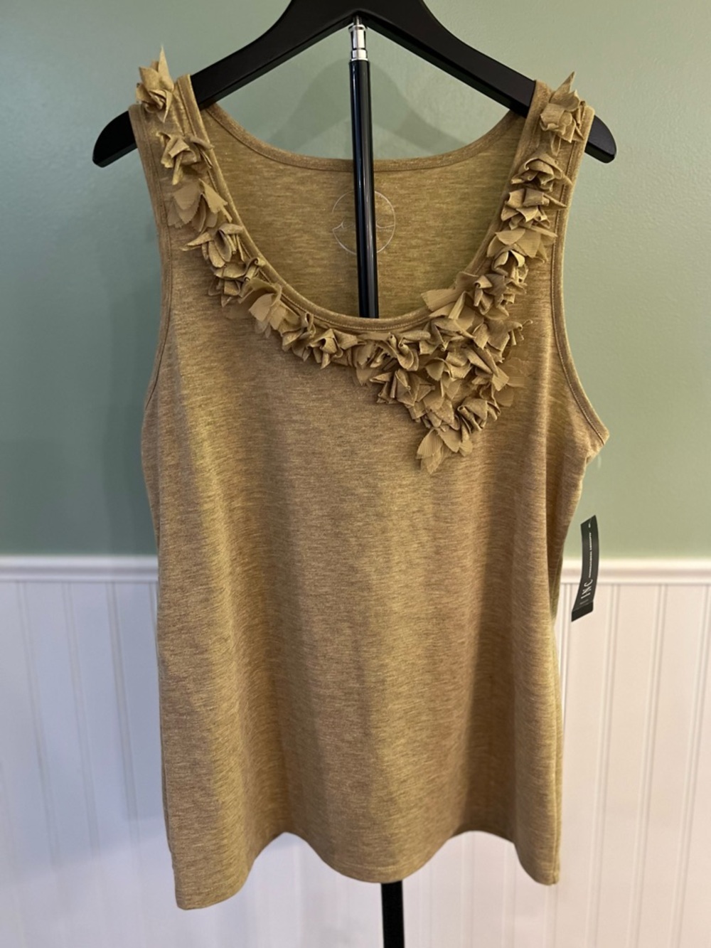 NWT INC International Concepts Tan/Gold Knit Tank with Floral Petal Trim